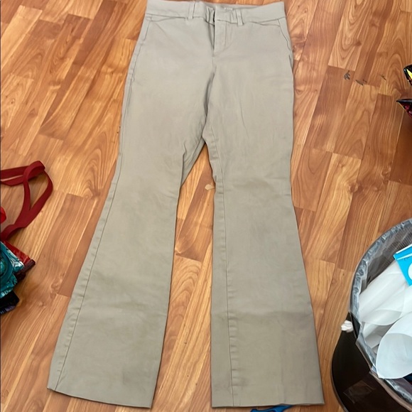 Old Navy Pixie Flare Size 2 Khaki Pants  High Rise - Picture 1 of 5
